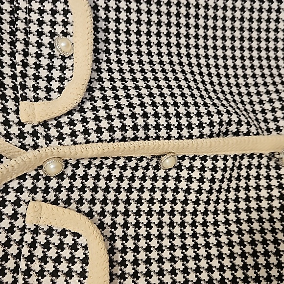 VINTAGE Pearl Button Half Sleeve Sweater - Picture 2 of 4